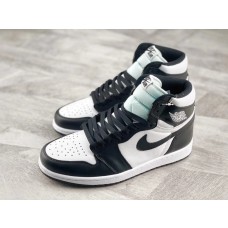 Nike Air Jordan 1 Retro High OG Men's Black/Black-White Basketball Shoes 555088-010